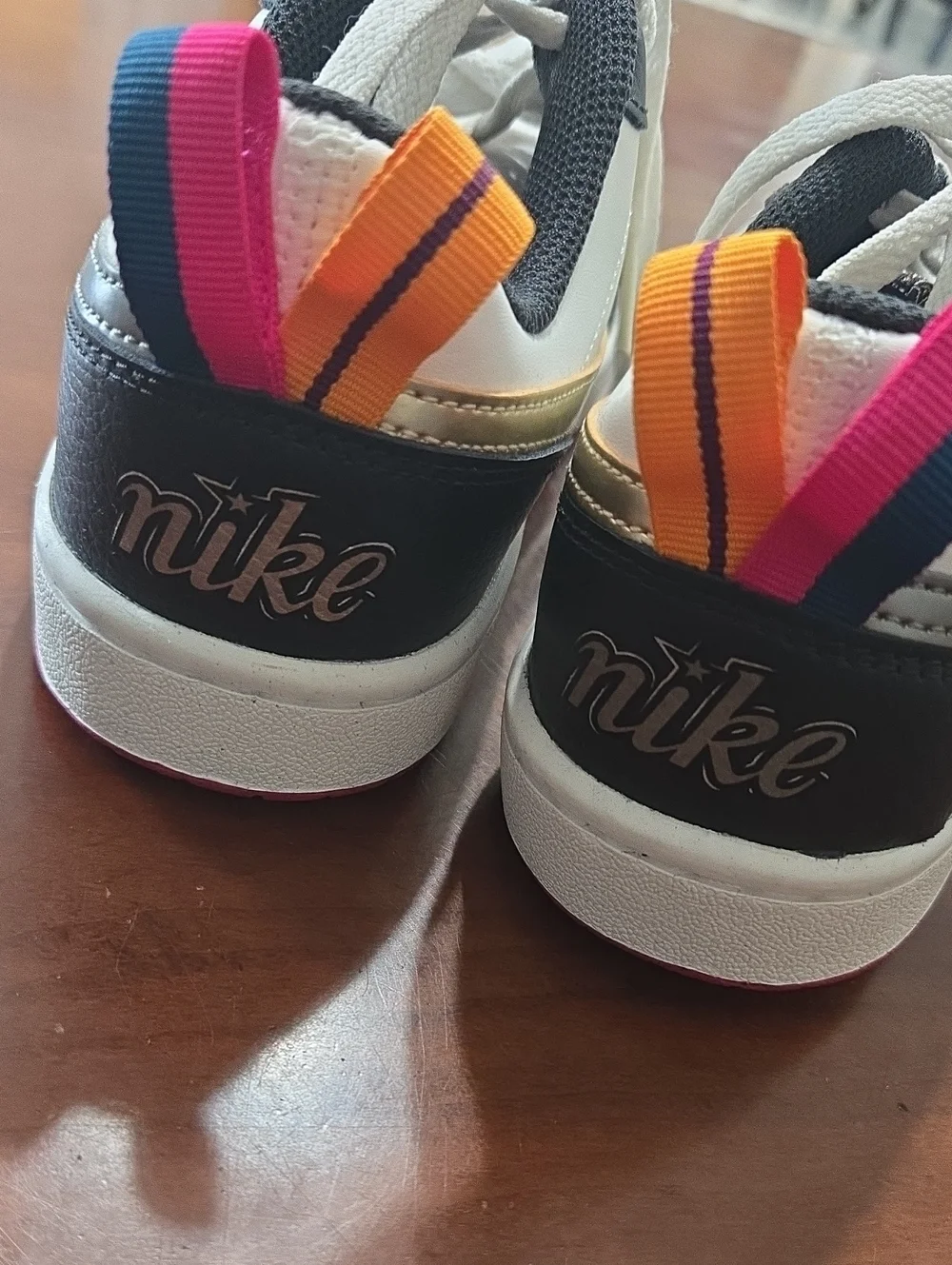 Nike Court Borough Low 2 Sz 4y